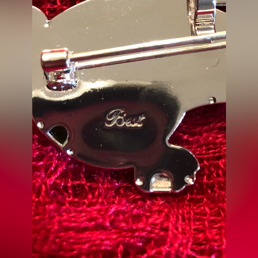 (Best) Silver Tone Bunny Rabbit Pin/Pendant - Picture 4 of 9